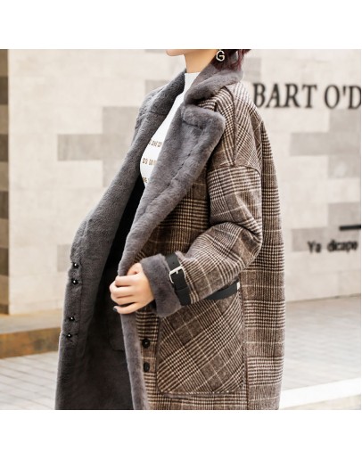 Women Winter Coat Turn Down Collar Fur Women Long Plaid Jacket Coat Fur Inner Feece Coat Casaco Feminino Plus Size Parka