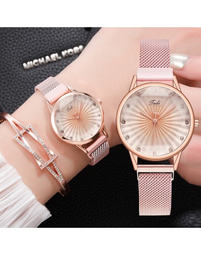 2pcs Set  Watch Women Diamond Pink Ladies Wrist Watches Magnetic Women Bracelet Wristwatch Female Clock Relogio Feminino