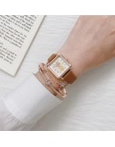 Casual Women Watches Bear Pattern Square Bracelet Watches Set Ladies Leather Band Quartz Wristwatch Female Clock Zegarek Damski